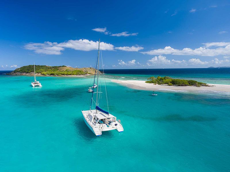 chill yacht charter